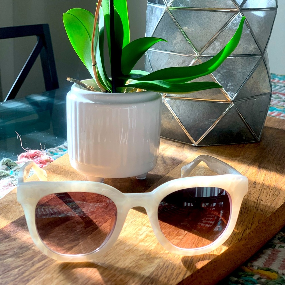 😎Women’s Tortoise Fossil Sunglasses